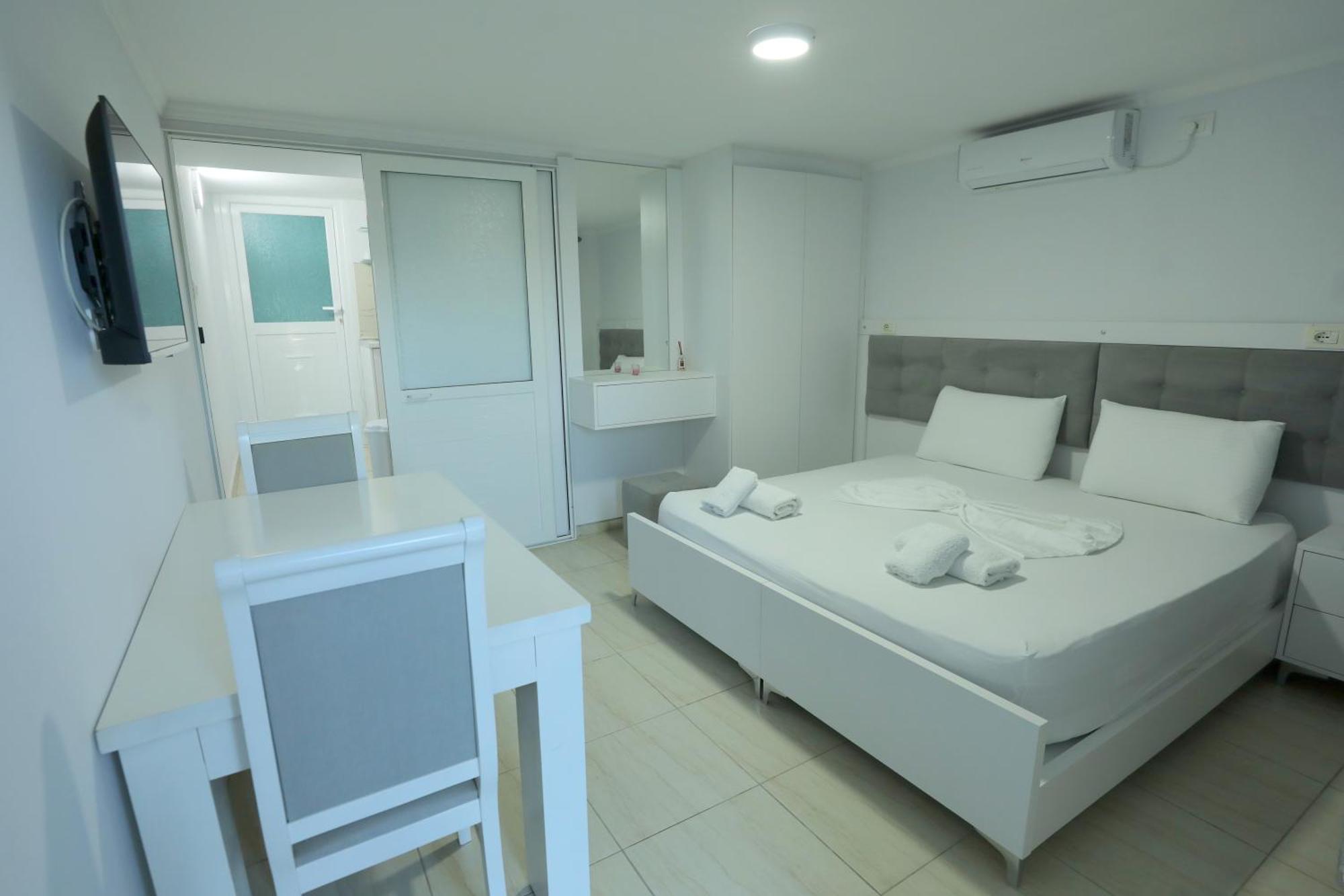 Villa Kevin'S Sarandë Exterior foto